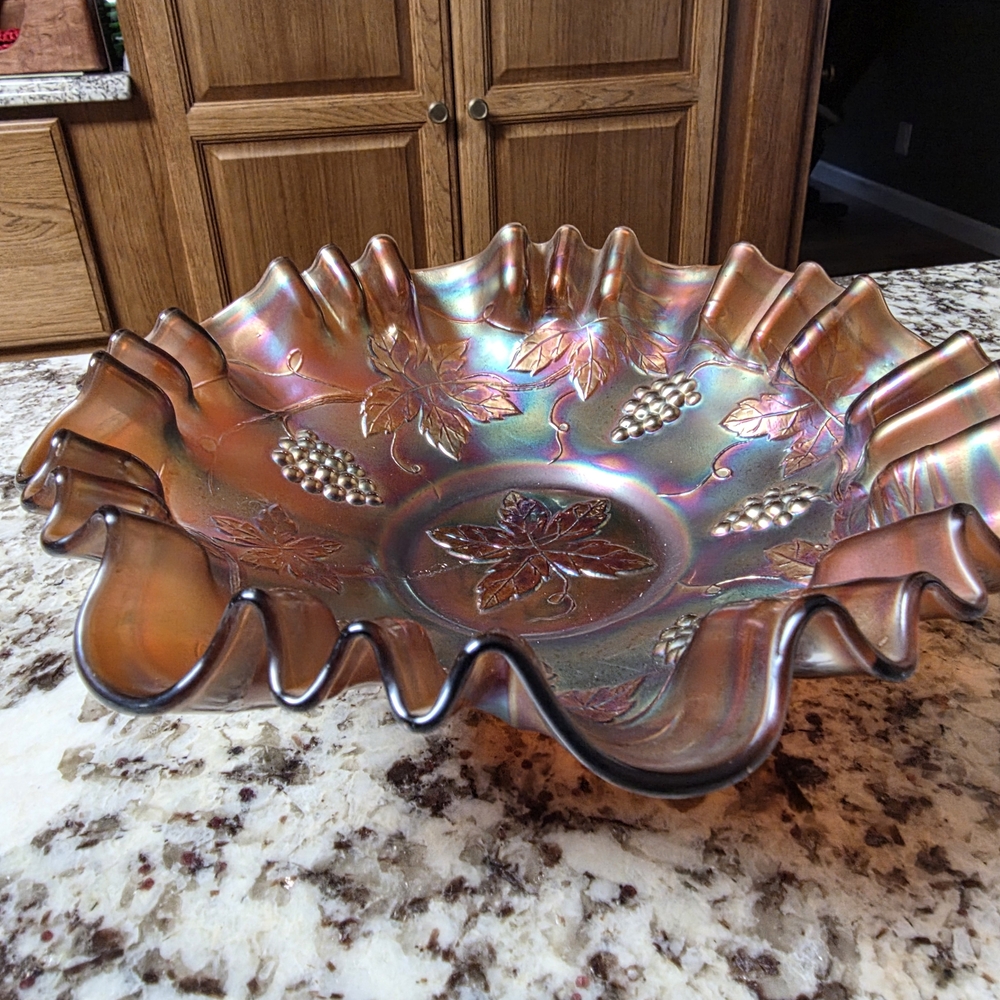 Beautiful Iridescent Ruffled Carnival Glass Bowl with Design